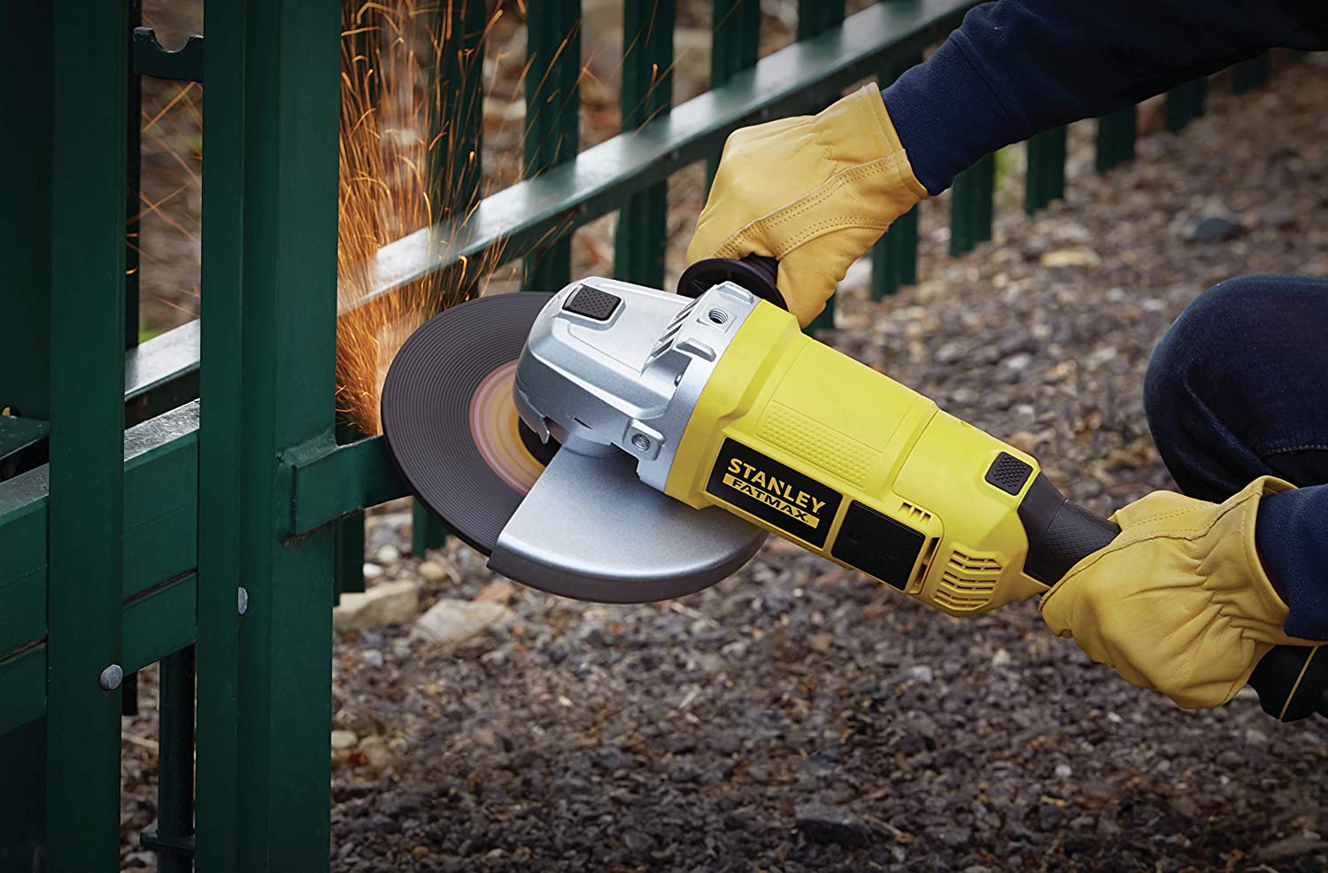 Meuleuse d'angle 2.200W 230MM STANLEY FATMAX FME841