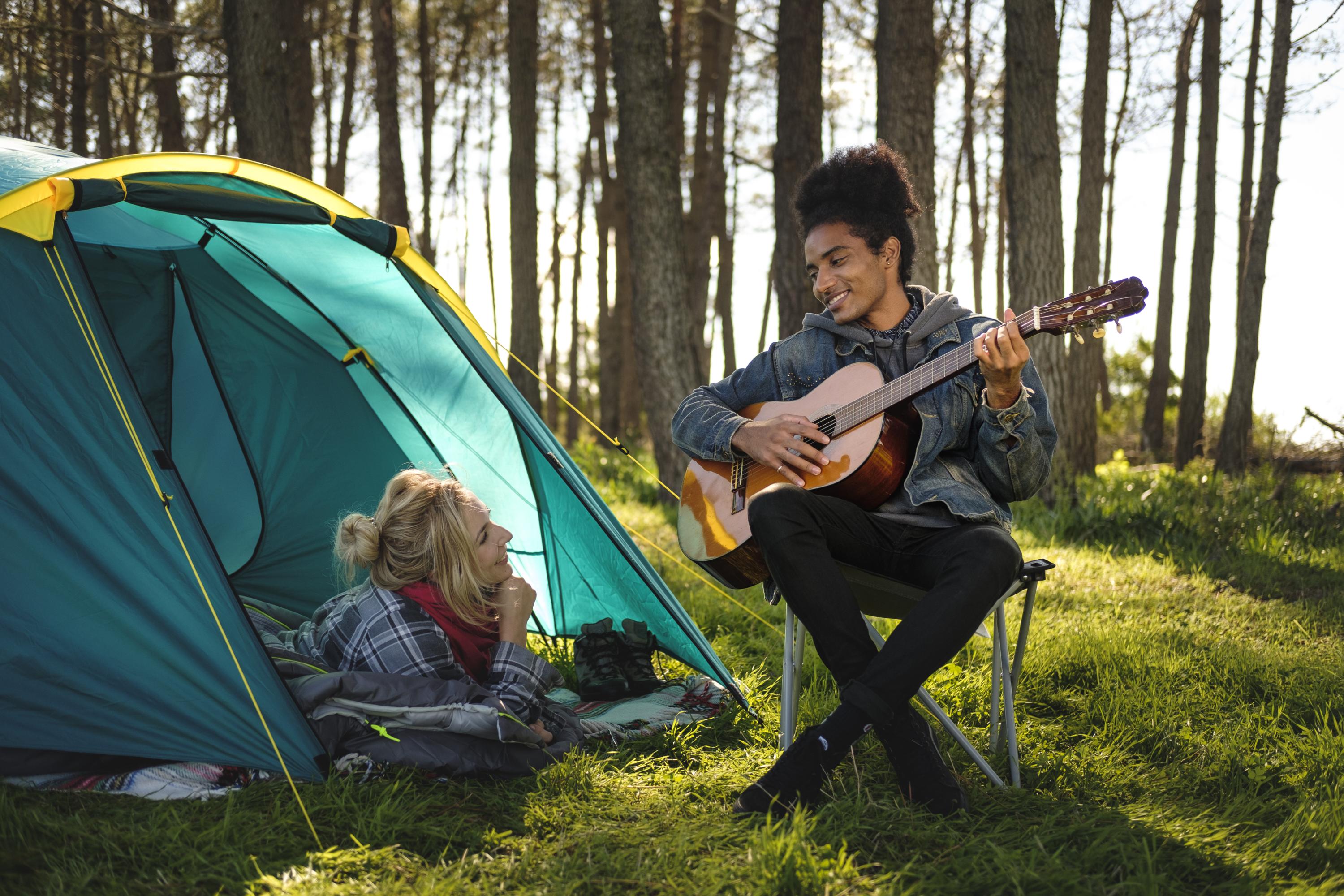 Cool Mount Pavillo Tente de camping pop-up Igloo pour 4 personnes Bestway 68091