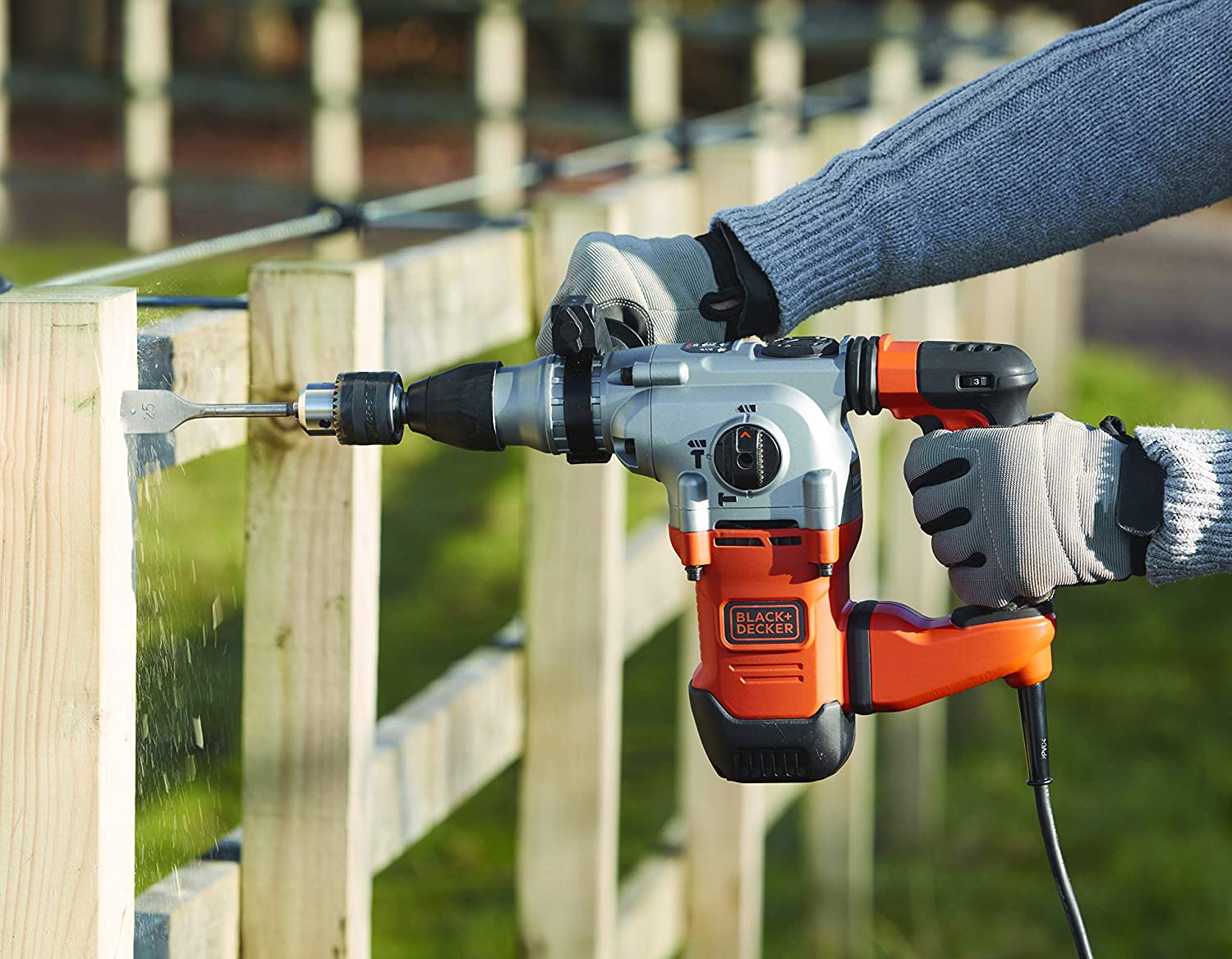Martello Demolitore Scalpellatore SDS+ 1250W BLACK+DECKER BEHS03K