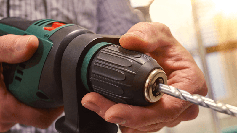 Perceuse à percussion avec fonction KickBack Control BOSCH Universal Impact 800 