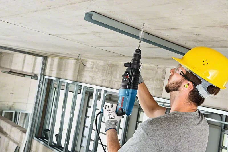 Marteau perforateur 830 W avec accessoire SDS+ BOSCH Professional GBH2-26F