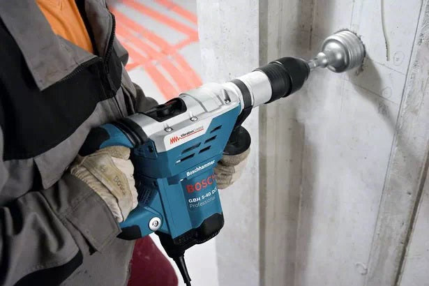 Marteau perforateur 1.150W avec accessoire SDSmax BOSCH Professional GBH5-40DCE