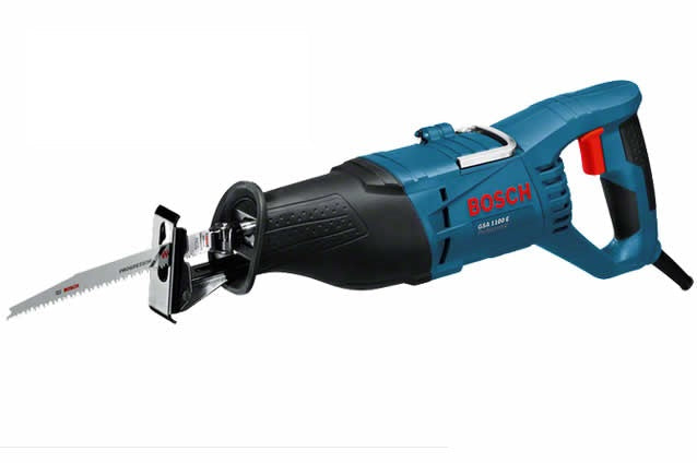 Scie alternative universelle 1.100W BOSCH professionnelle GSA1100E 