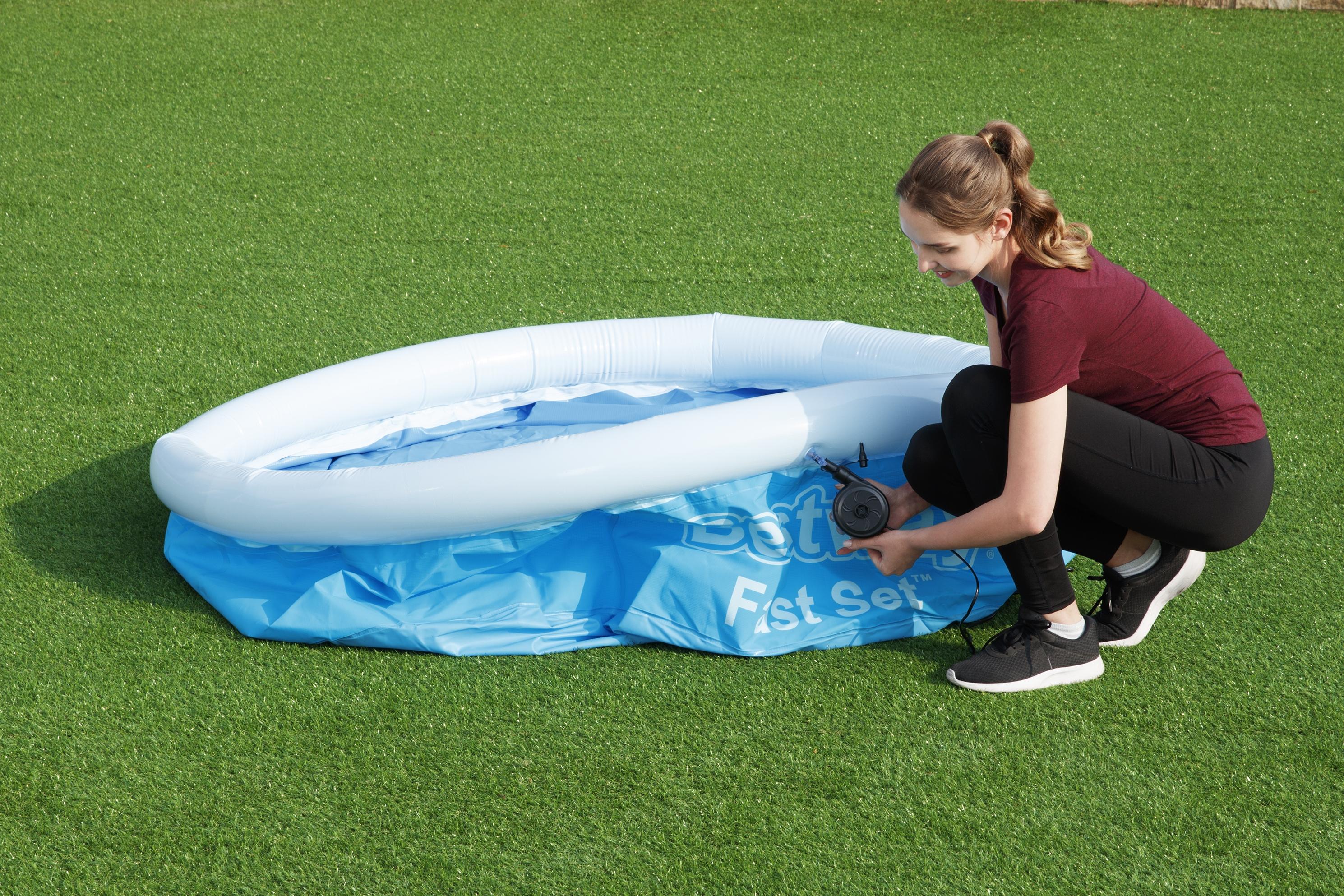 Piscine ronde autoportante avec anneau à réglage rapide Bestway 57392