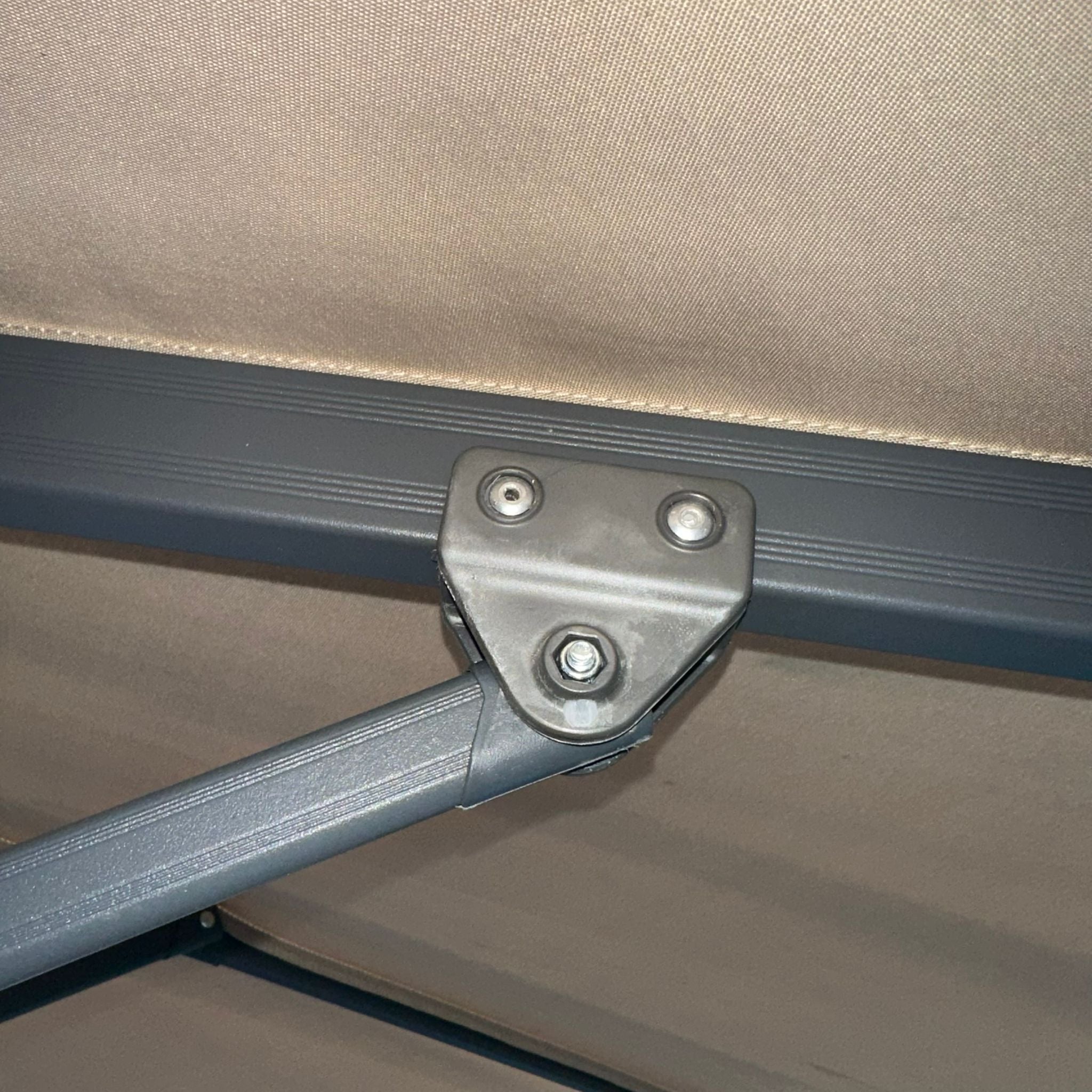 <transcy>Parasol à bras latéral inclinable 350 cm avec structure en aluminium - Premium Beige</transcy>