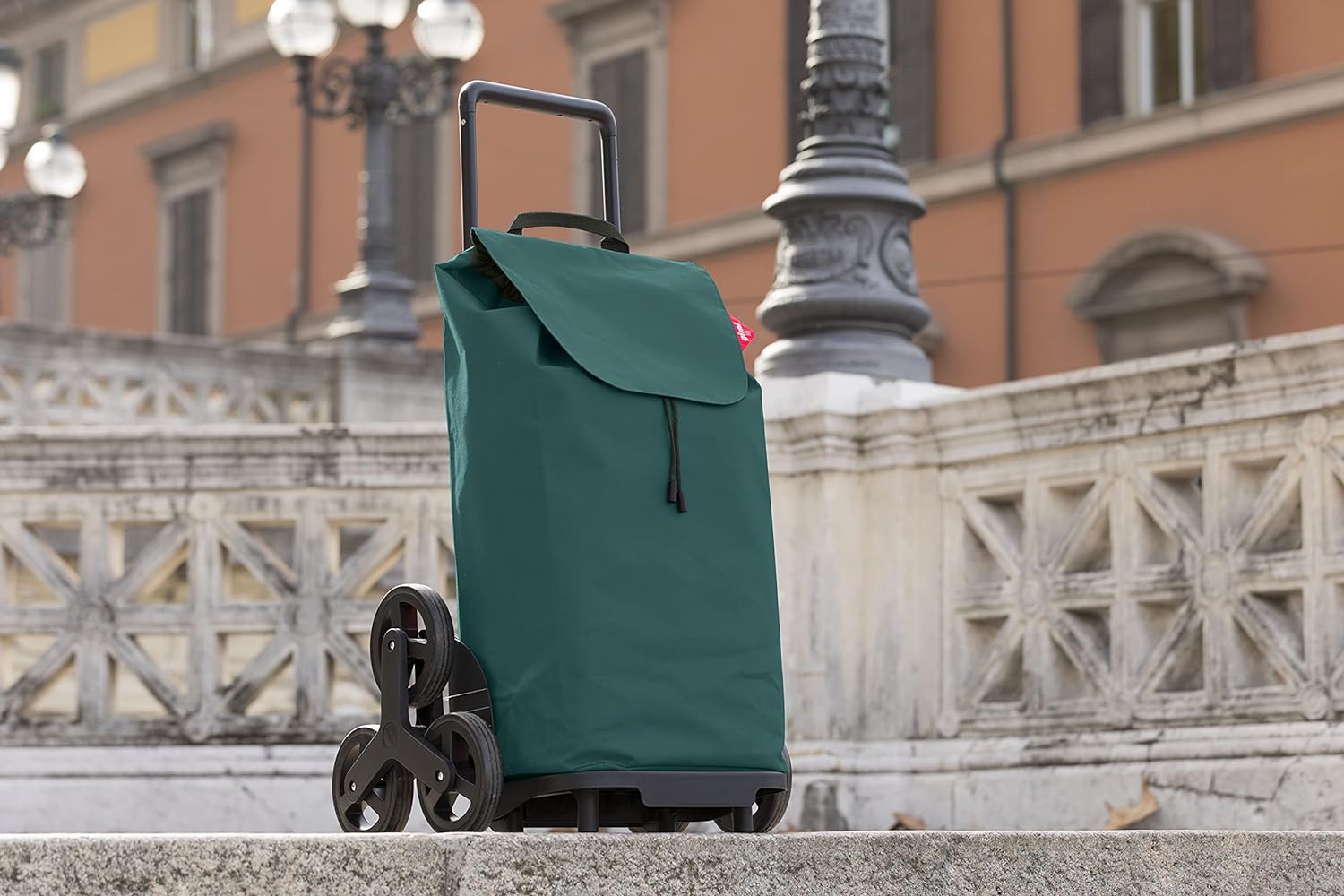 Chariot de courses pliable 2 en 1 avec 6 roues pour monter les escaliers avec sac de pluie 52 Lt GIMI Tris