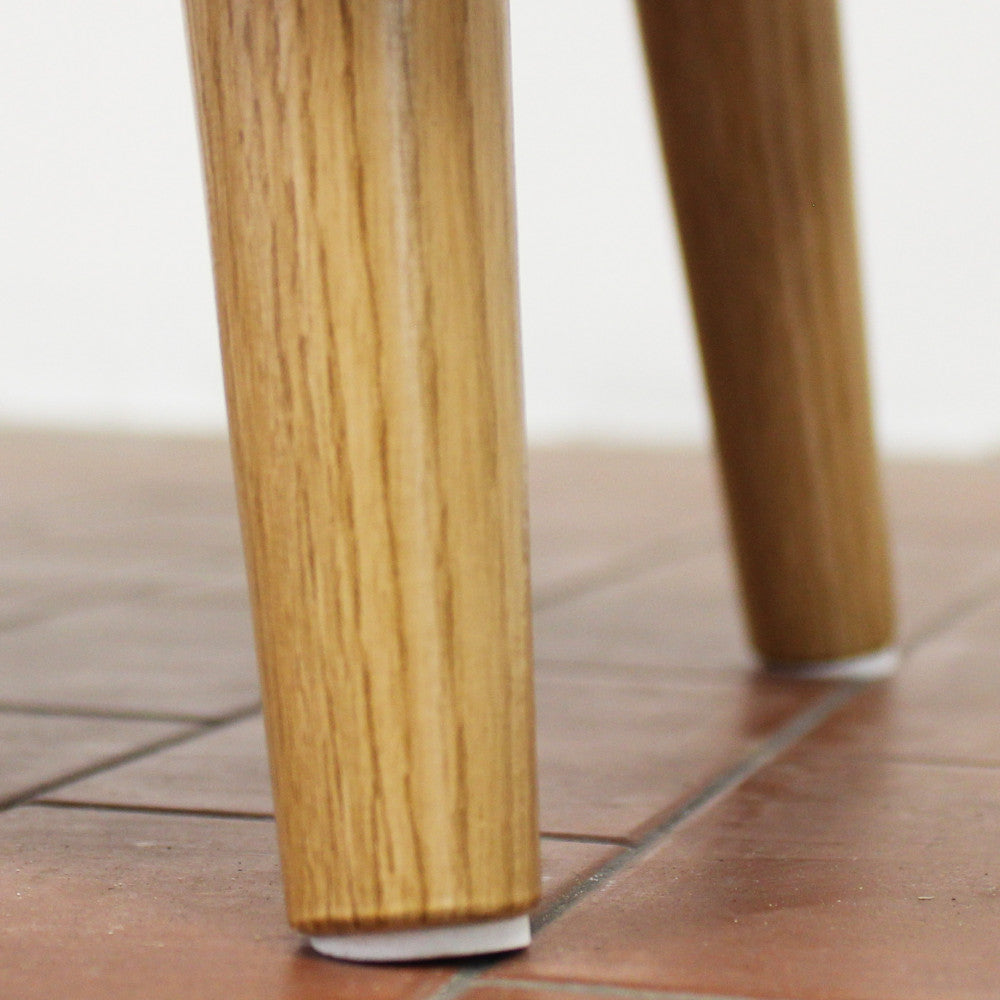 Comodino bianco elegante in legno con cassetto portaoggetti per camera da letto