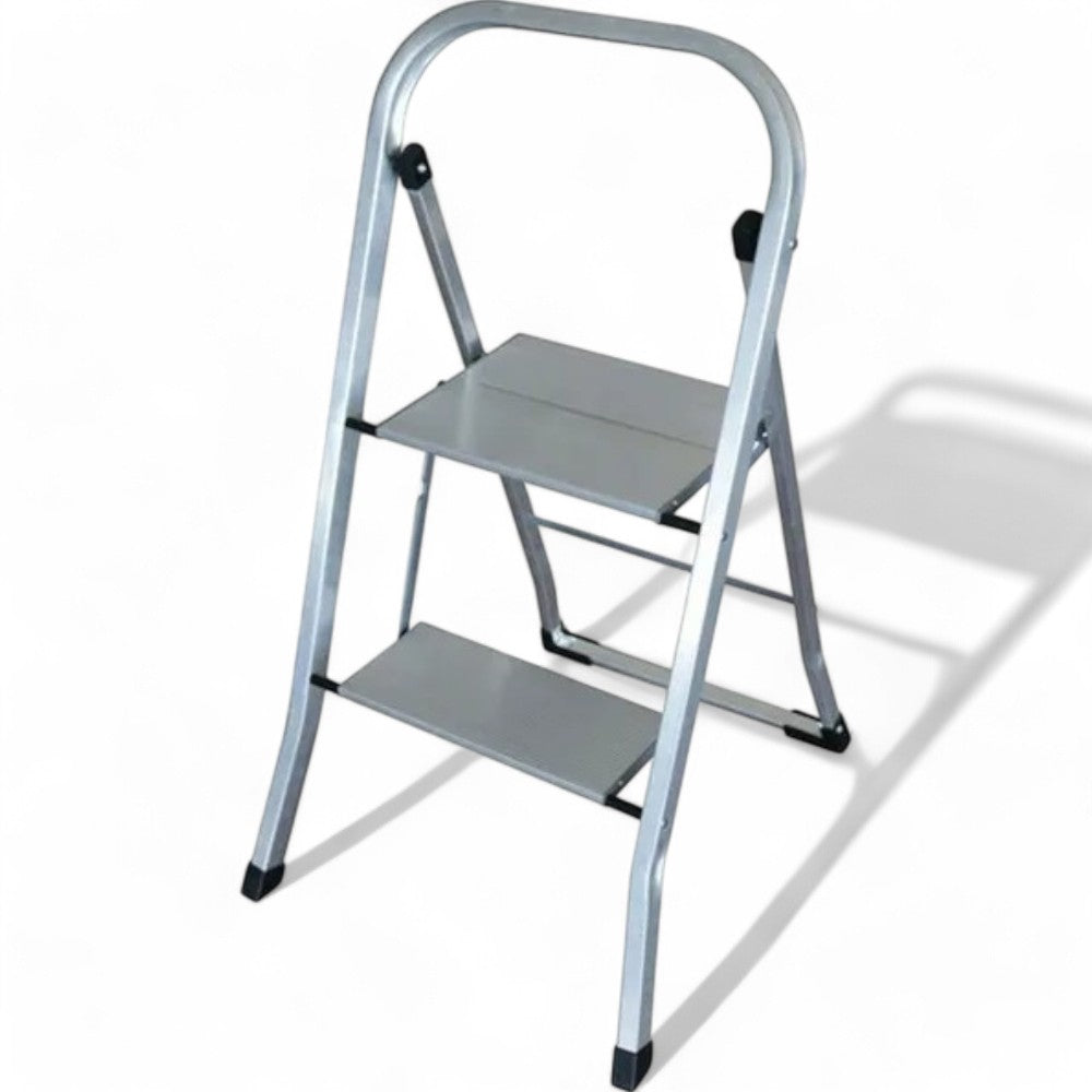 Sgabello in alluminio con gradini e portata massima di 150 kg