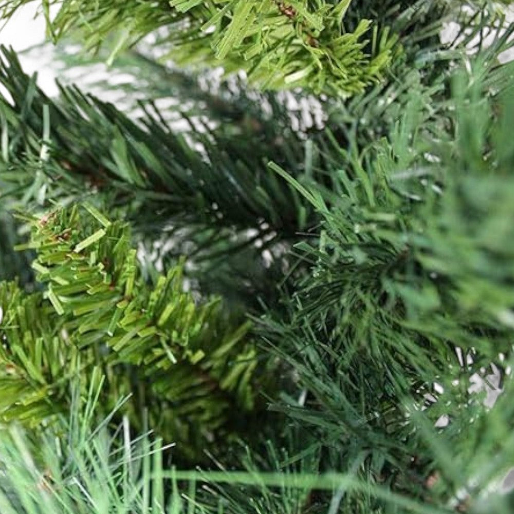 Albero di natale verde con rami in pvc e base in metallo Himala