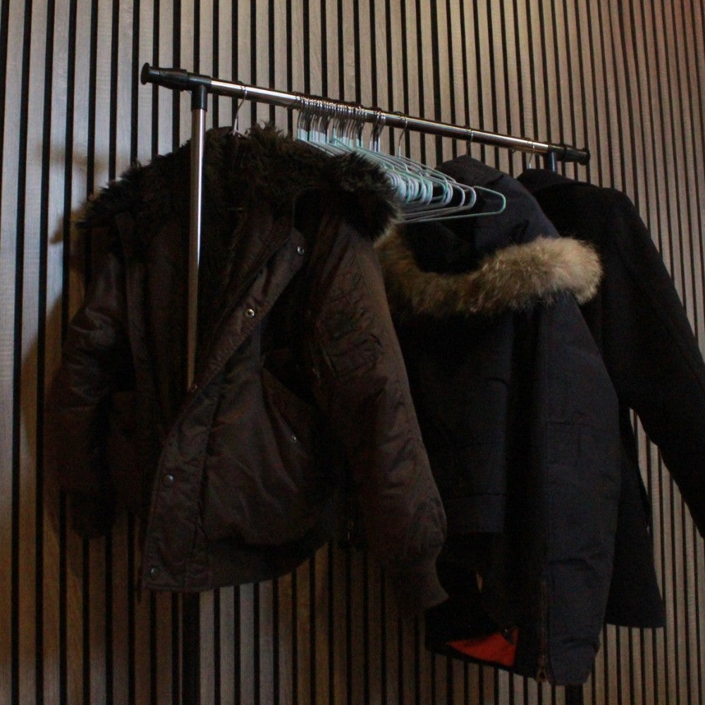 Portant à vêtements télescopique "Armée"