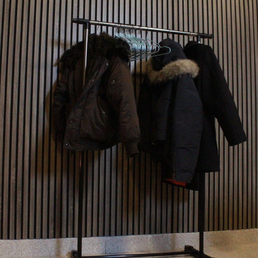Portant à vêtements télescopique "Armée"