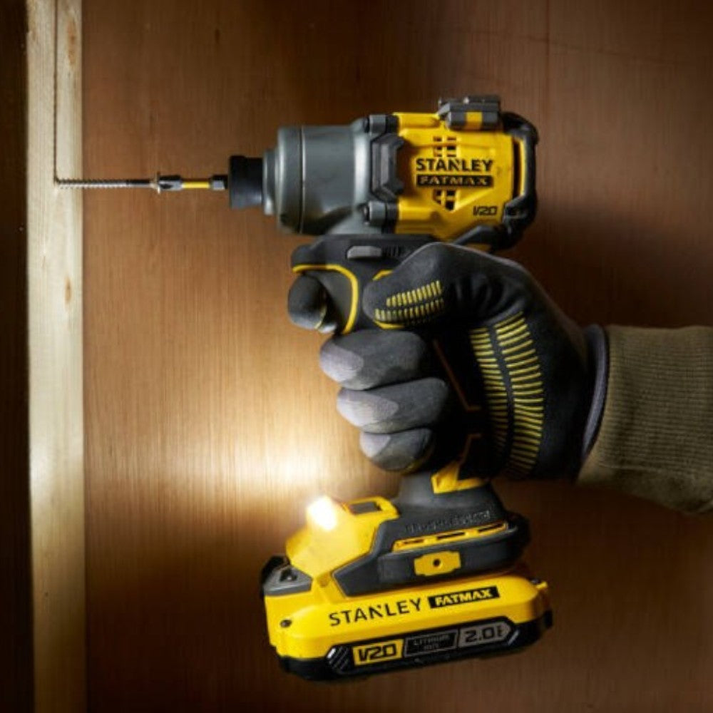 Avvitatore a batteria 20 volt con attacco esagonale a 3 velocità fatmax sfmcf 830 d2k