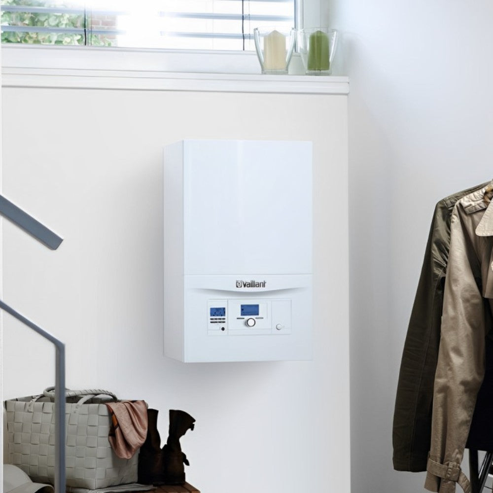 Caldaia a condensazione A con display e soluzione per riscaldamento acqua calda sanitaria metano 44x34xH72 cm Ecotec Pro Vmw