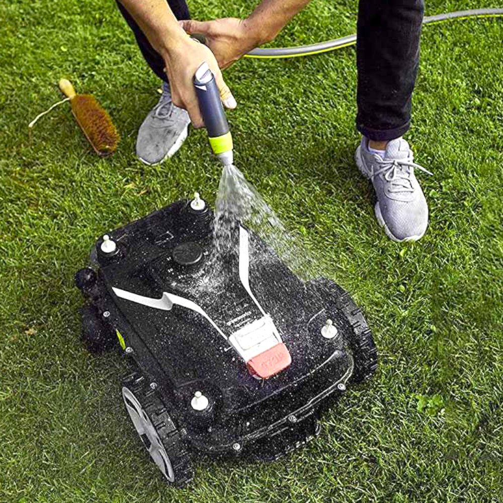 Robot coupe-herbe sur batterie 48V contrôlable à distance avec application Couverture de 450 m2 Greenworks OPTIMOW 4
