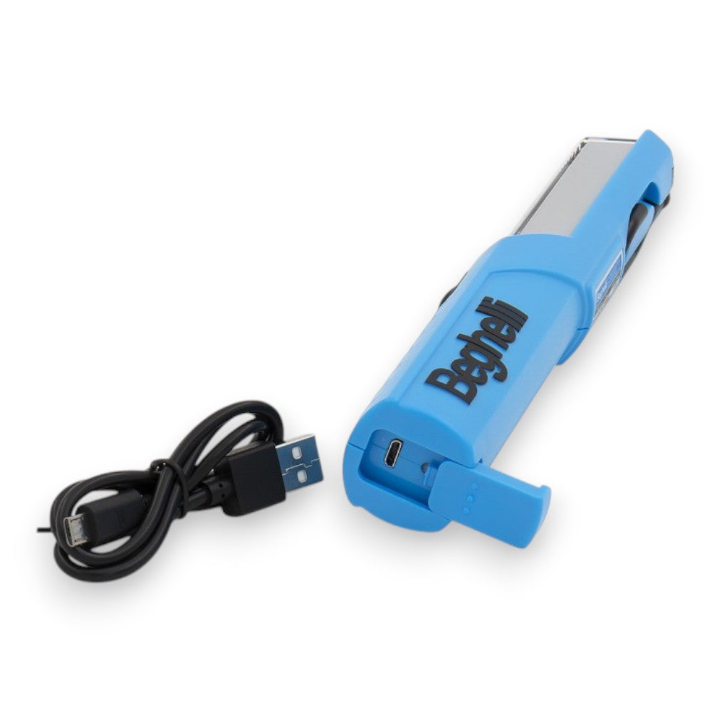Lampe Torche Pratique LED Rechargeable Portable T-160 - 4 LED de 160 lm - ø mm.125x193x36