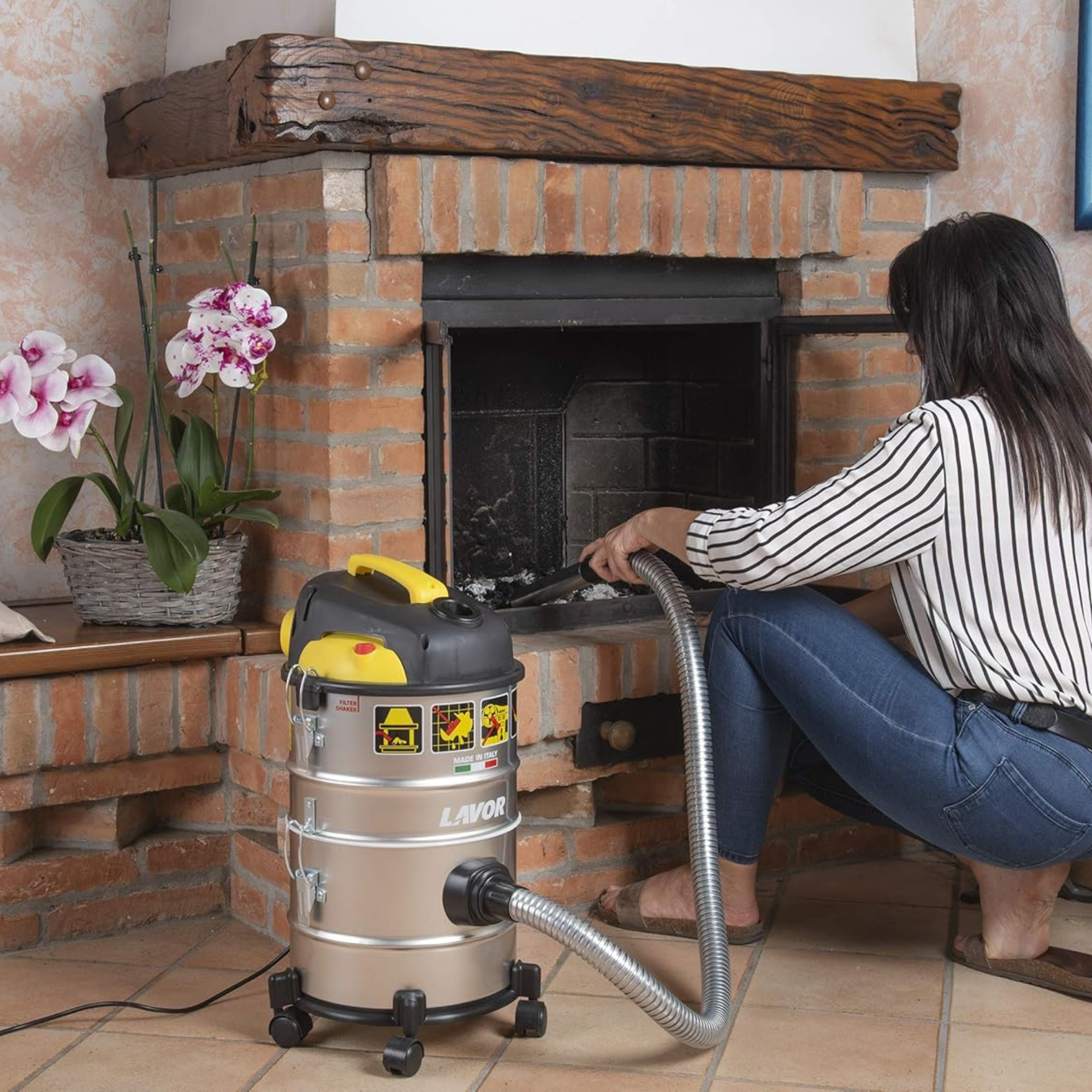 Aspirateur/bac à cendres 'poker 4in1' lavor 25 lt
