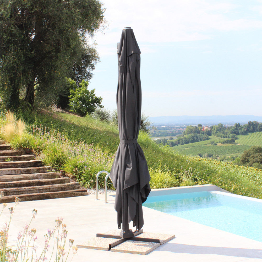 Ombrellone a braccio da giardino quadrato 4x4 nero con telo grigio Skyline