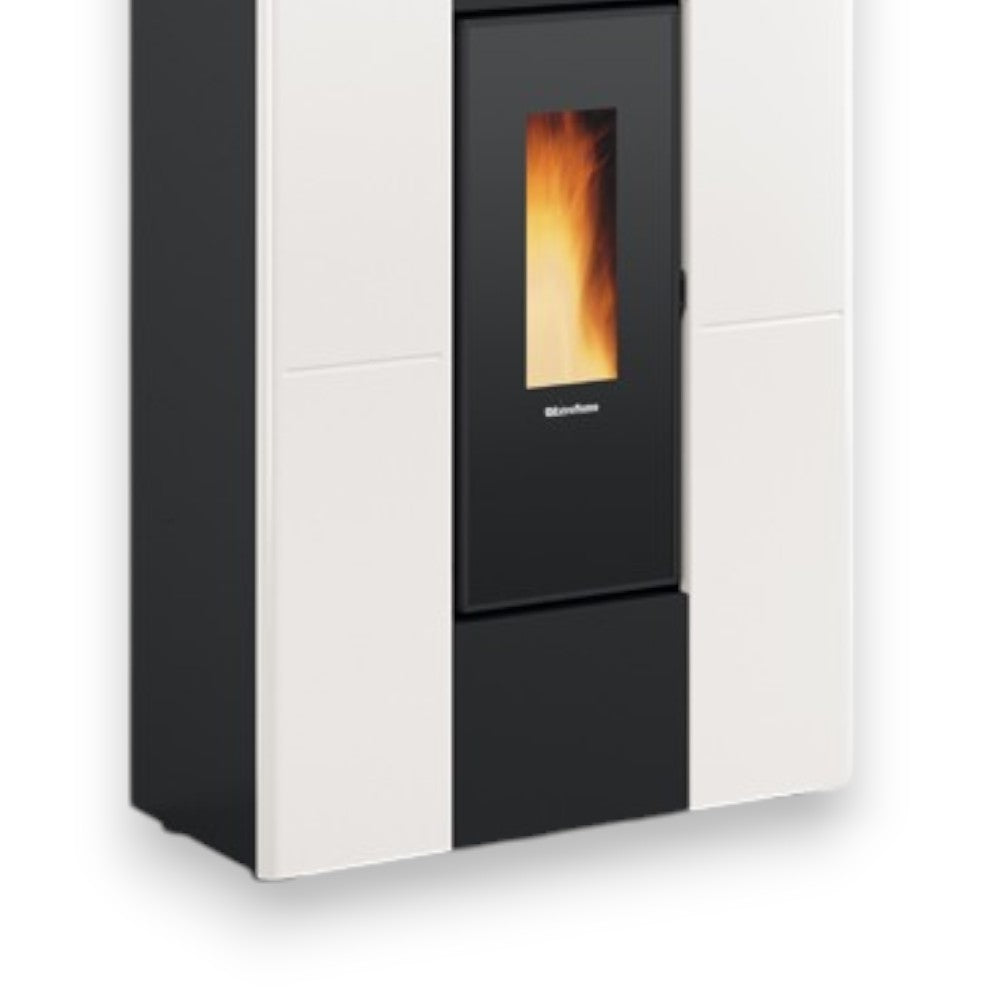Poêle à pellets Marilena Plus avec canalisation. 8,0 Kw Blanc (Compte Thermique) - mesure 75x35,2x107,7h cm. - poids 119 kg