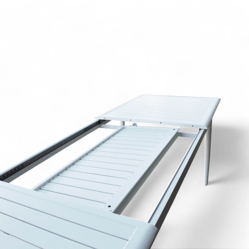 Table d'extérieur extensible 160/240 cm avec structure et plateau en aluminium effet lattes Rigel