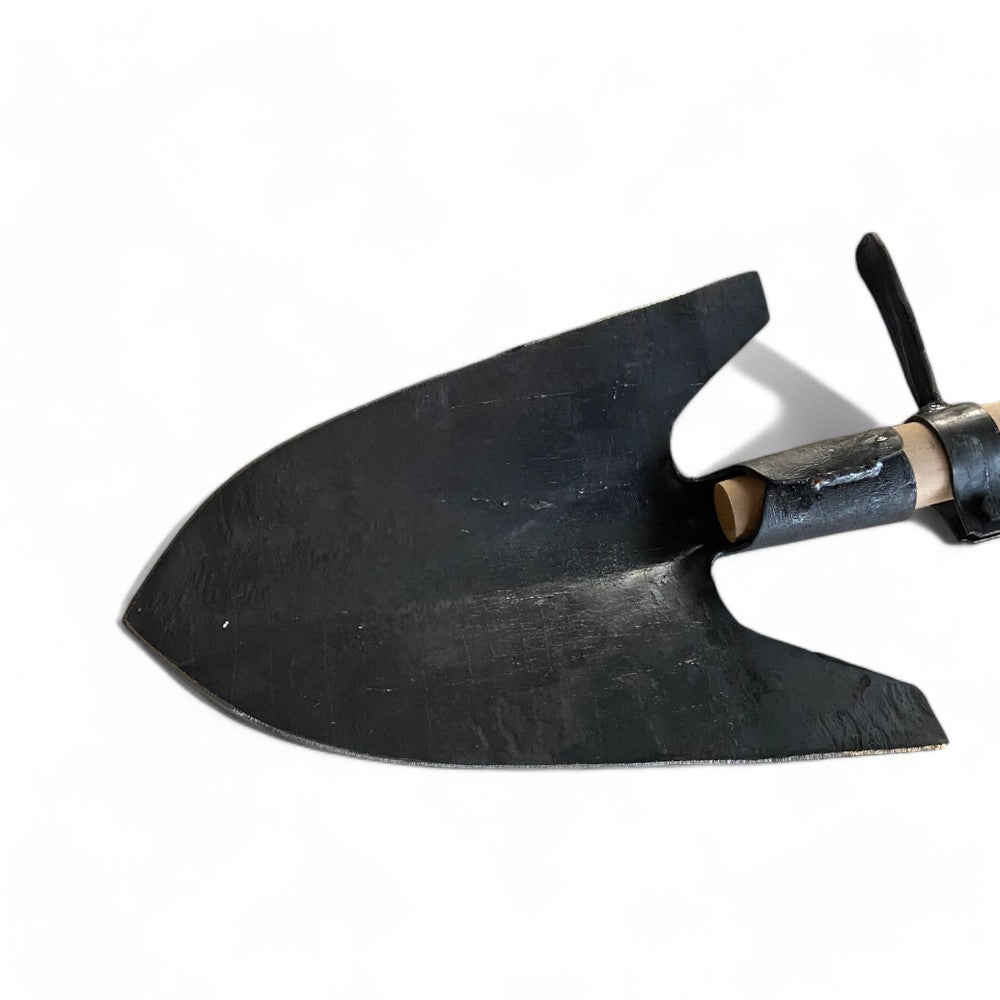 Bêche type Lucca avec manche en bois