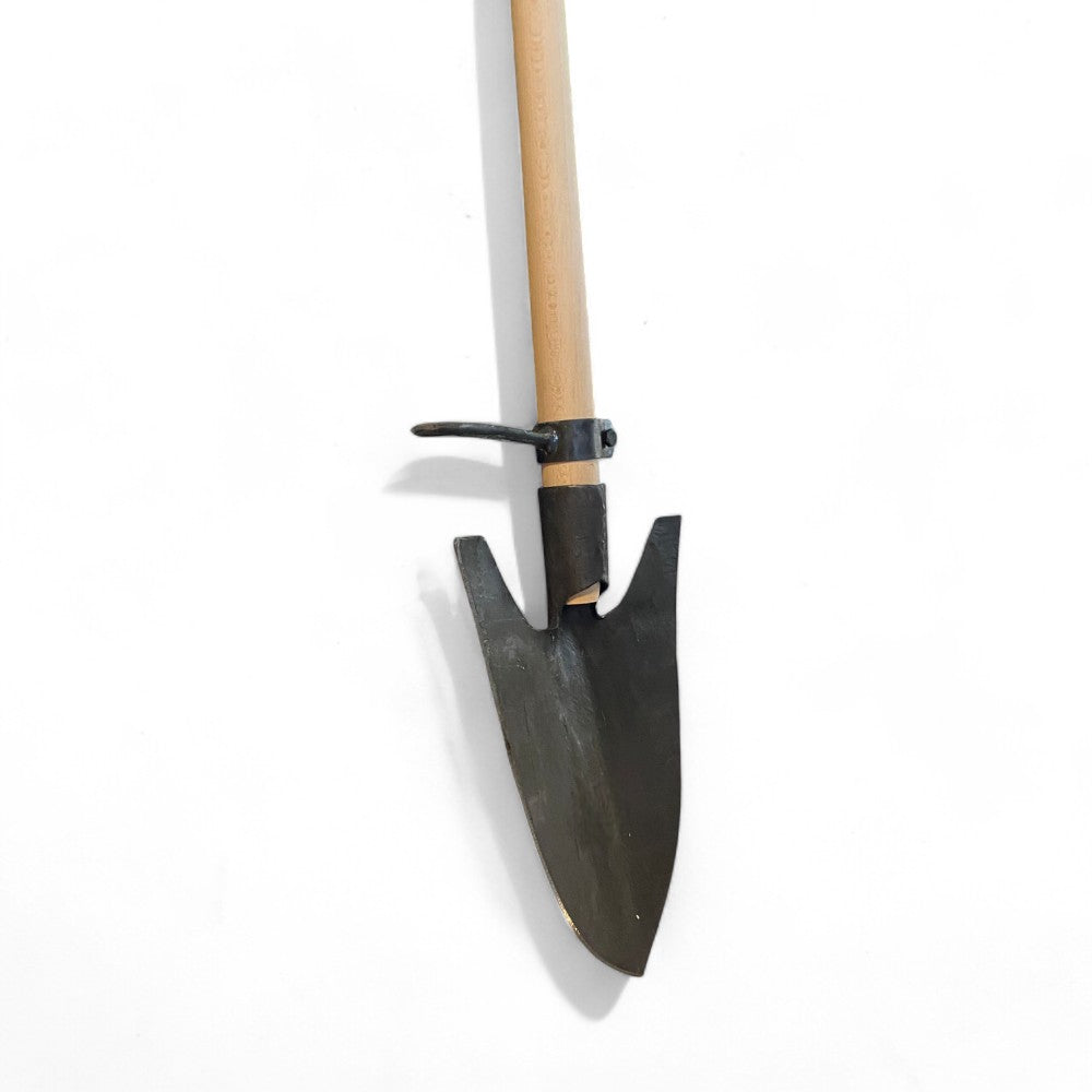 Bêche type Lucca avec manche en bois