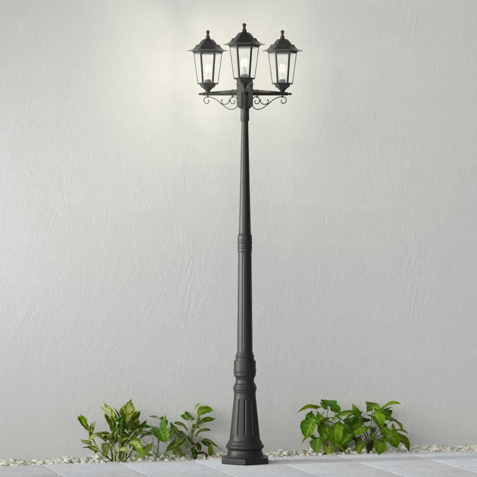 Lampione Minerva 3 luci su palo in alluminio pressofuso altezza 208 cm