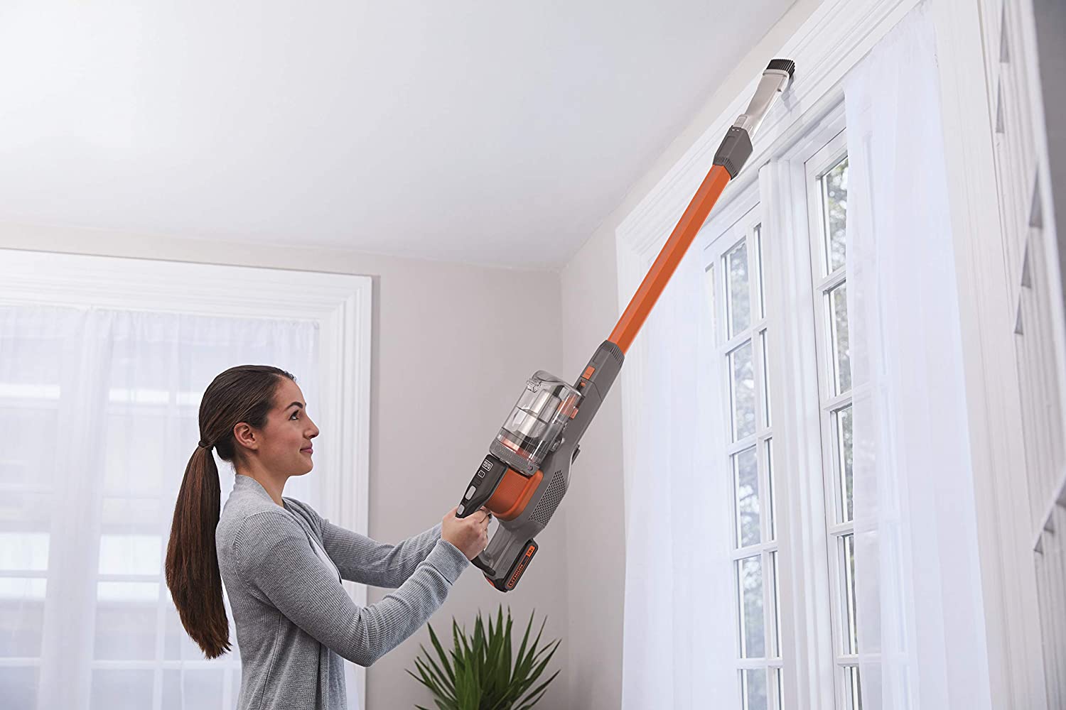 Scopa aspirapolvere senza filo ricaricabile Black Decker