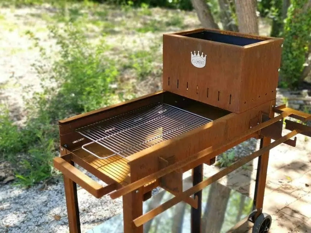 Barbecue a legna e carbone in acciaio Corten EL GAUCHO